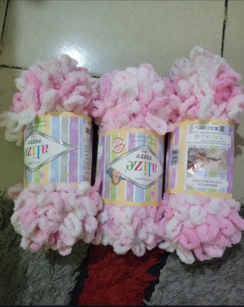 Alize Puppy yarn